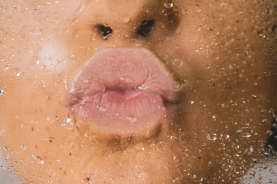 I kissed a girl and I like it